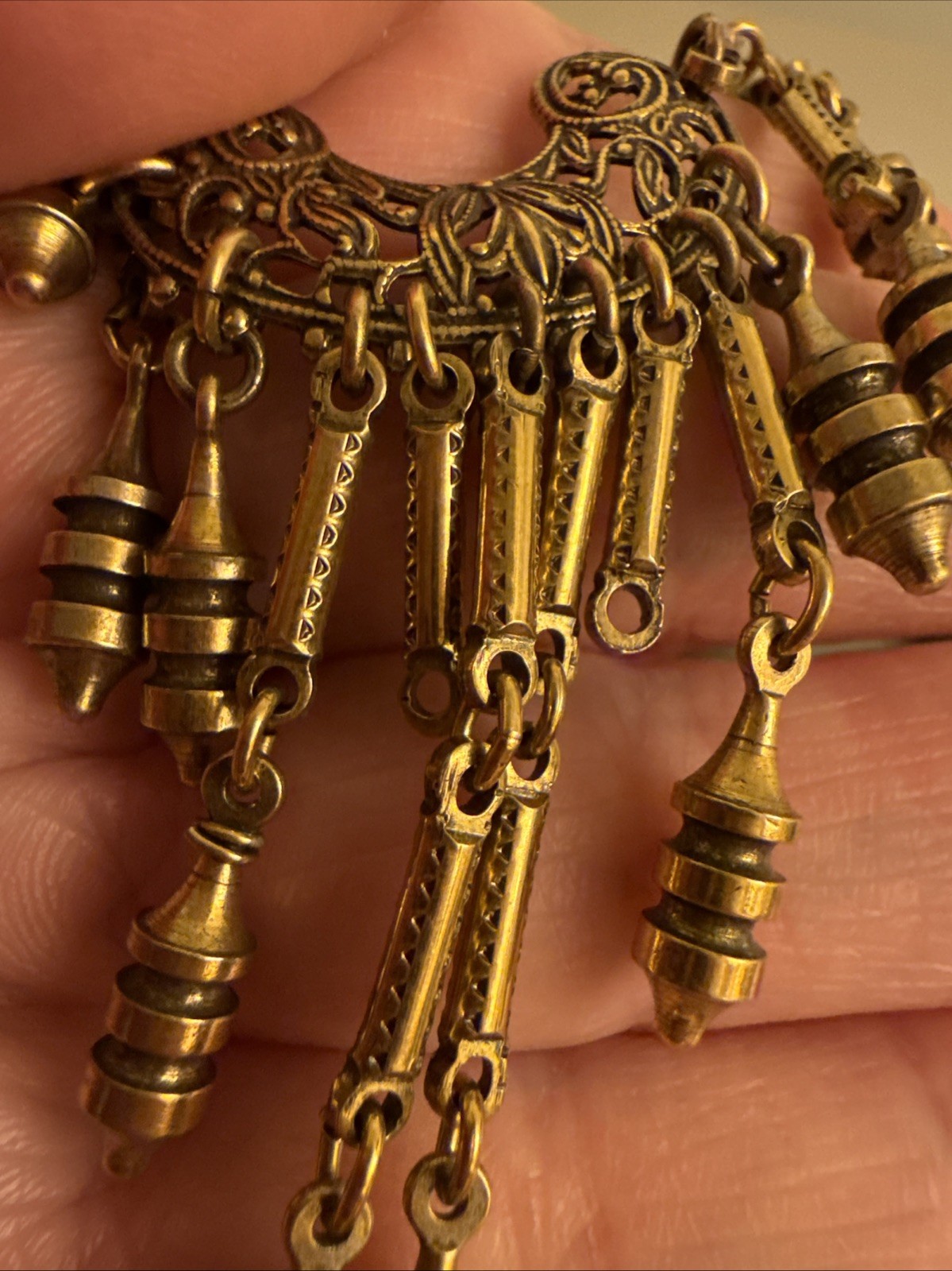 Original By Robert Vintage Victorian Revival Antique Gold Plated Festoon Brooch