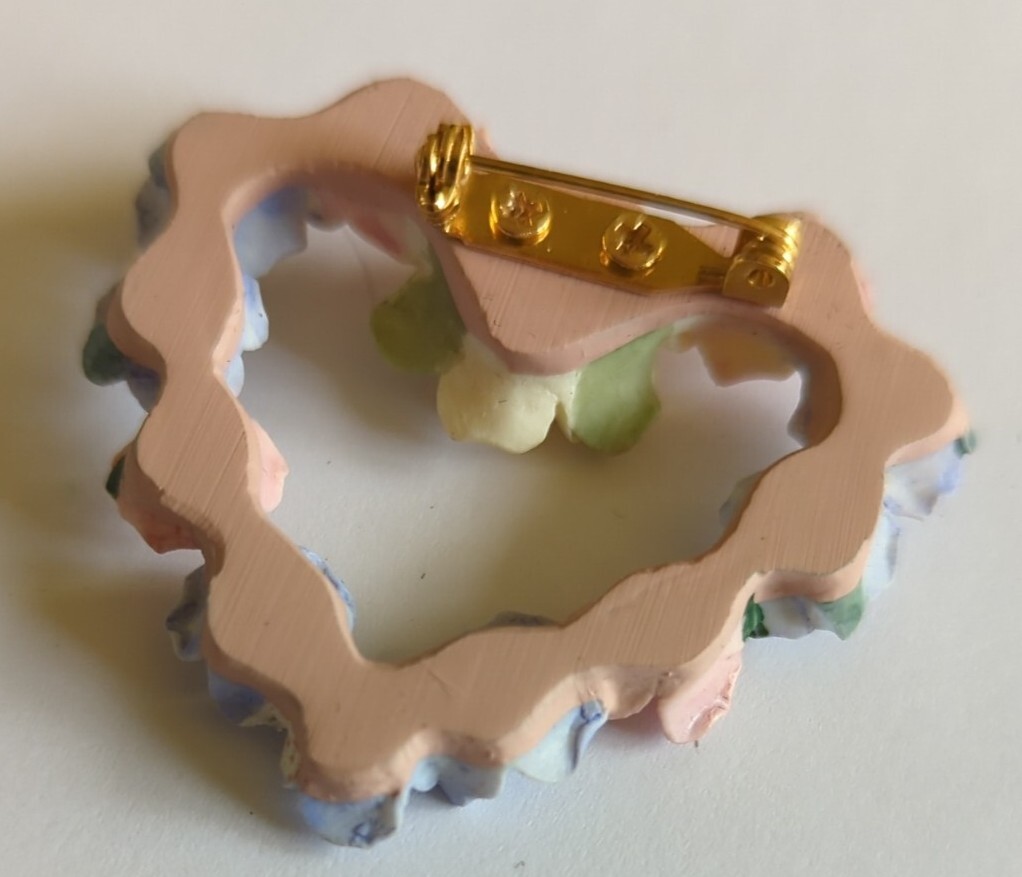 Avon Vintage Hearts and Flowers Pin Lavender Pink Yellow.