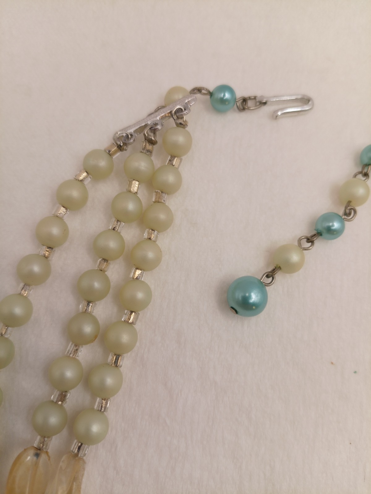 VNTG Japan Shades Of Blue Beaded 3strand Necklace And Matching Clip Earrings