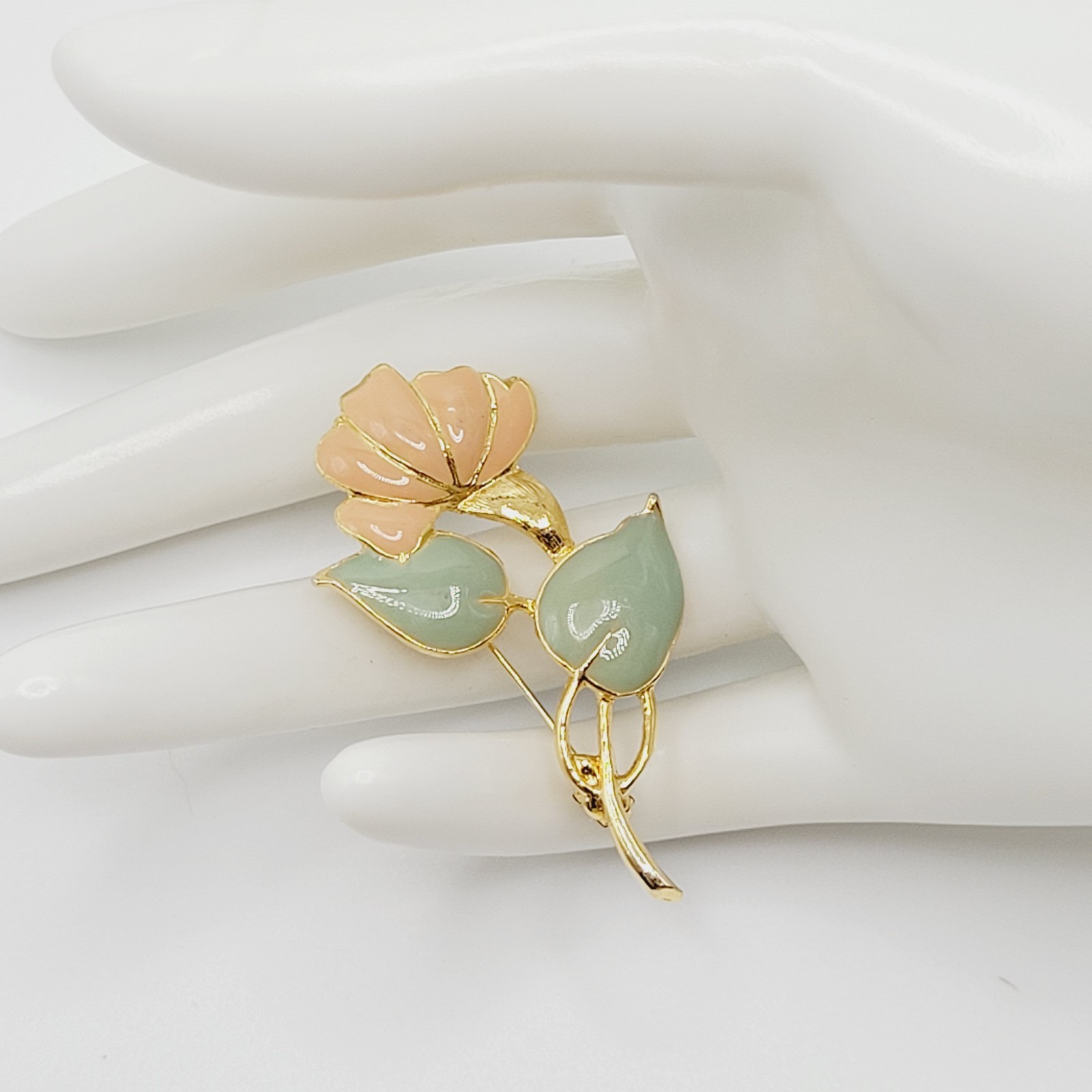MCJ Poppy Peony Broad Blossom Flower Peach Light Green Enamel Gold Tone Brooch