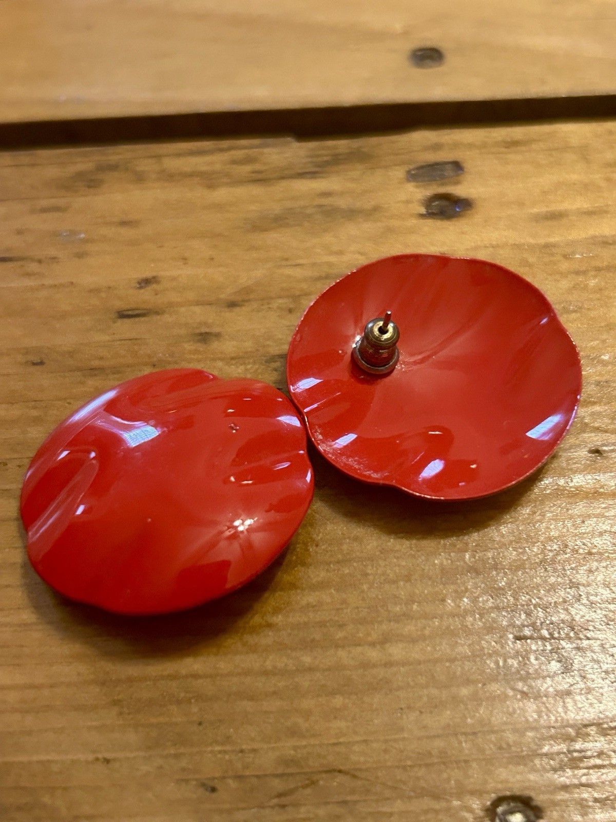 Vintage Red jewelry Set. 18” Necklace , Size 8 Ring and Earrings.
