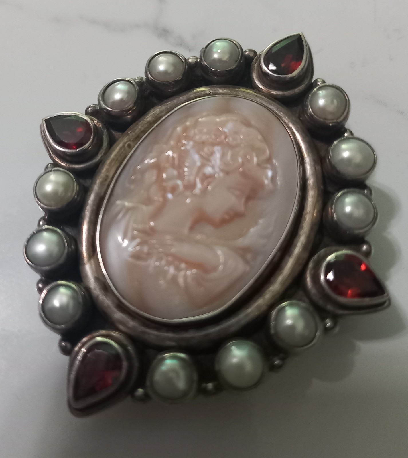 Vintage Sterling Silver Shell Cameo Brooch Pendant Natural Garnet Cultured Pearl