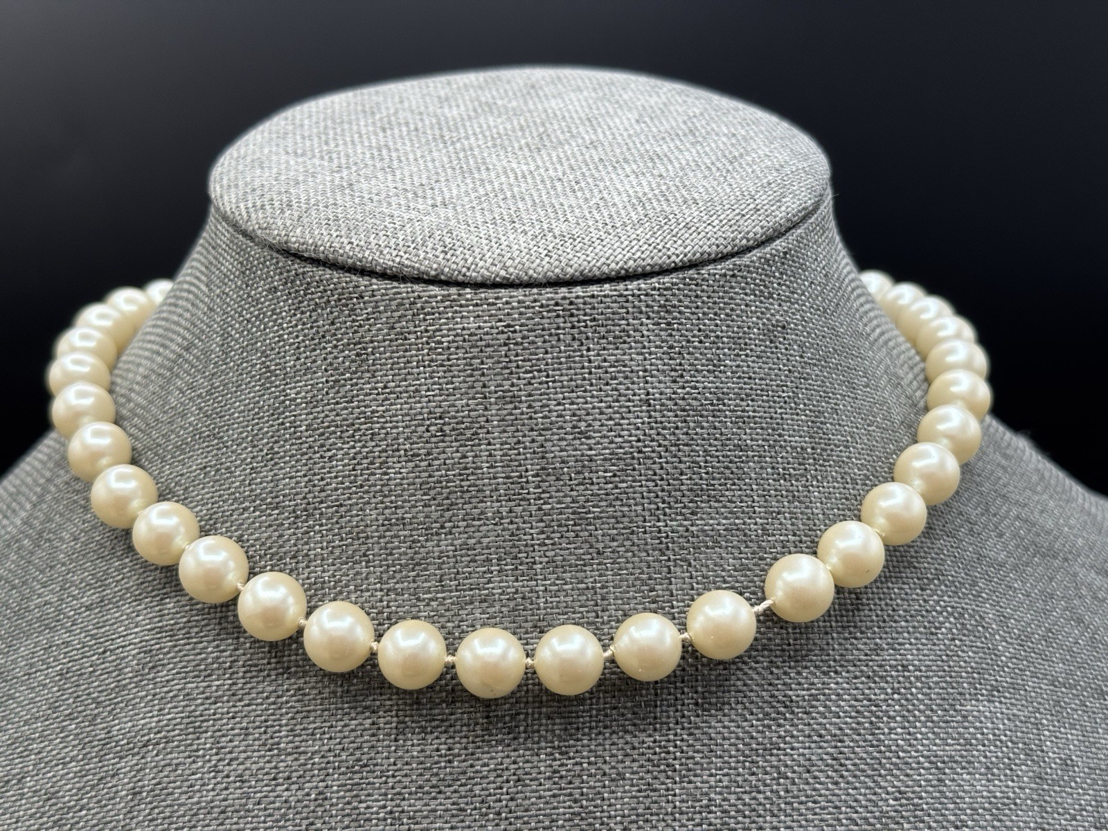 Vintage Japan Faux Pearl Necklace Rhinestone Clasp Dangle Pearl Leaves 16.5 In
