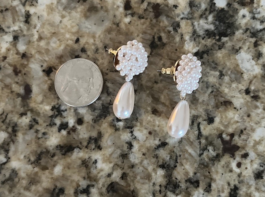 Vintage Beaded Ivory Peary Knot Teardrop Gold tone Earrings