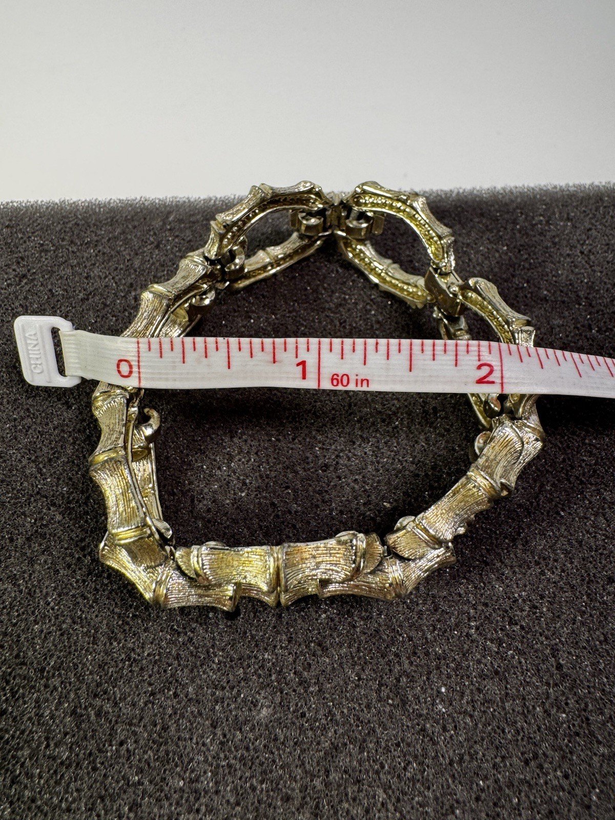 Vintage Lisner 1960s Modernist Bamboo Panel Link Bracelet Fold Over Clasp Signed