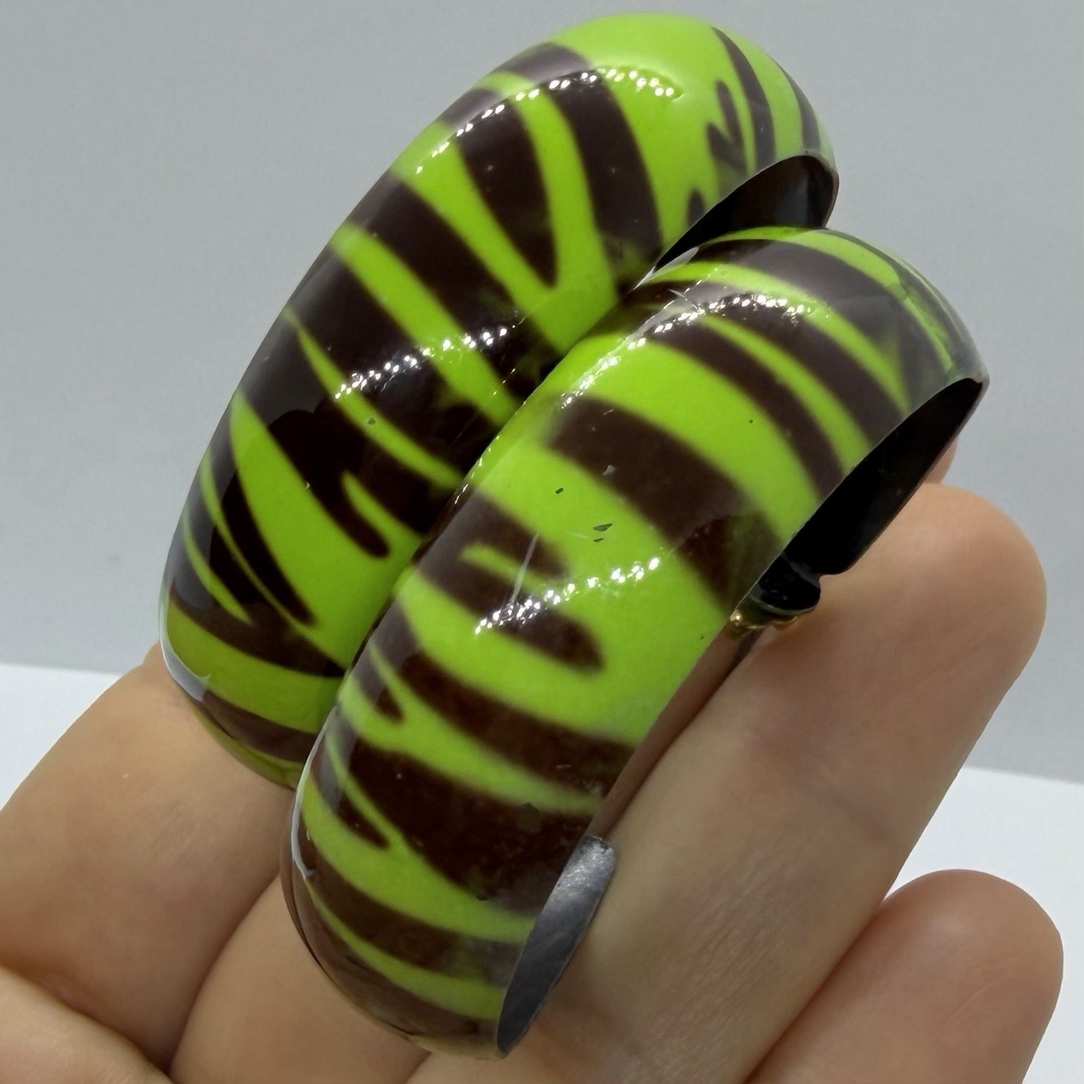 Vtg Big 80s Lime Green Earrings Black Enamel Stripe Hoop Statement Drop Post