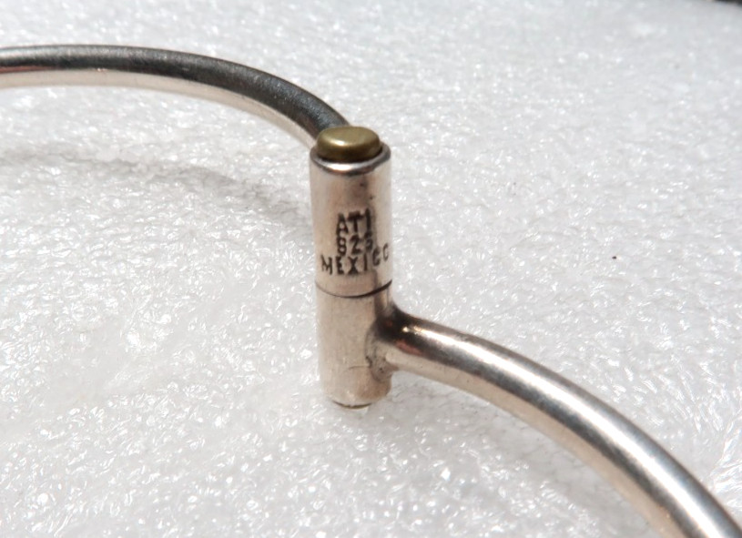 VINTAGE STERLING SILVER HINGED BYPASS BALL end BRACELET~ SIGNED: ATI 925 MEXICO