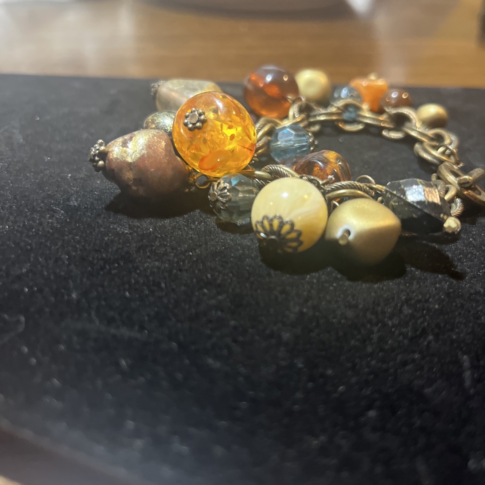 Vintage Bronze Color Faux Gemstone Resin Beads Charm Bracelet Toggle Closure 8”