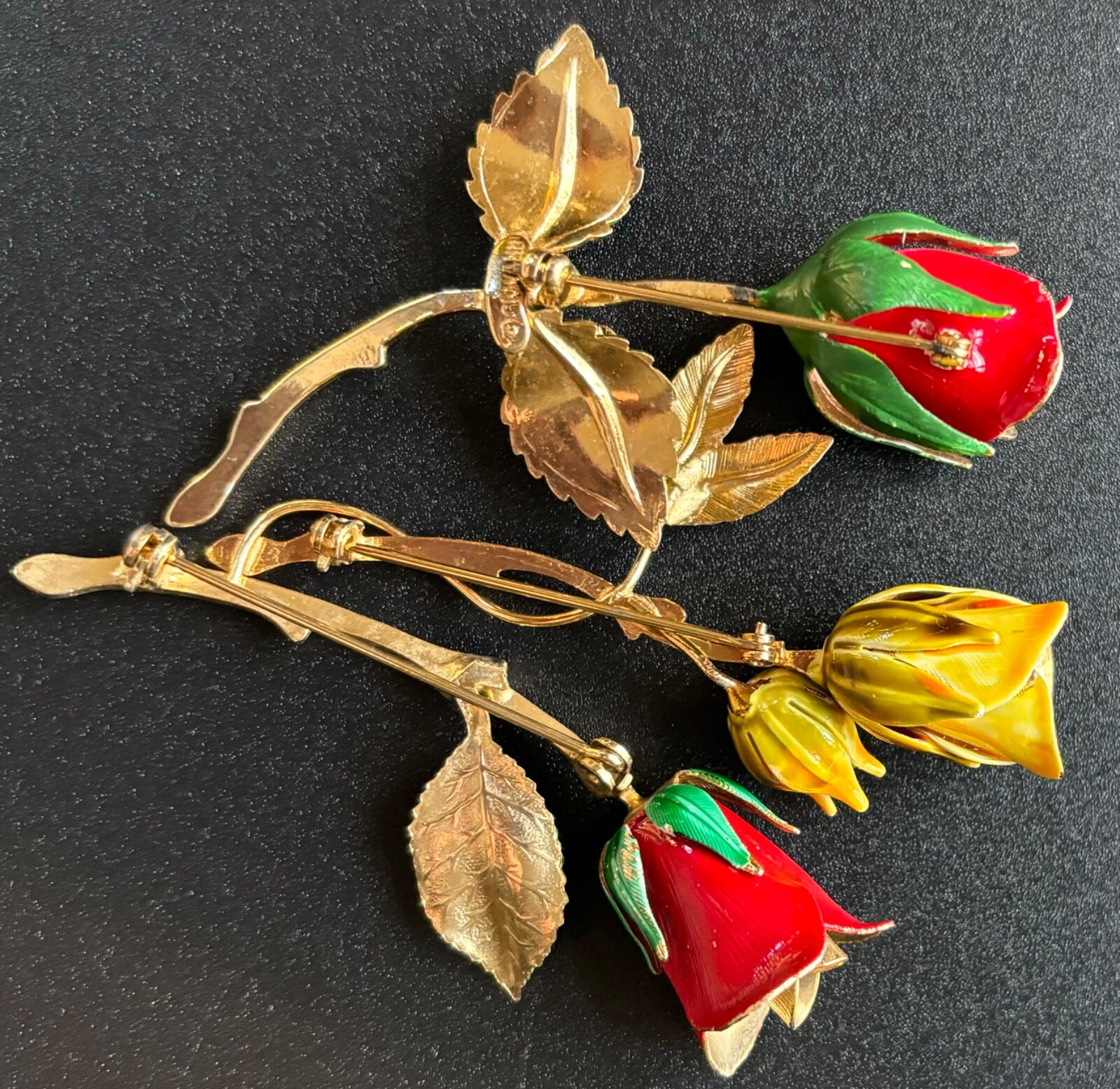 LOT OF 3 VINTAGE LONG STEM ROSE PINS, FLOWER BROOCHES, MID CENTURY COLLECTIBLES