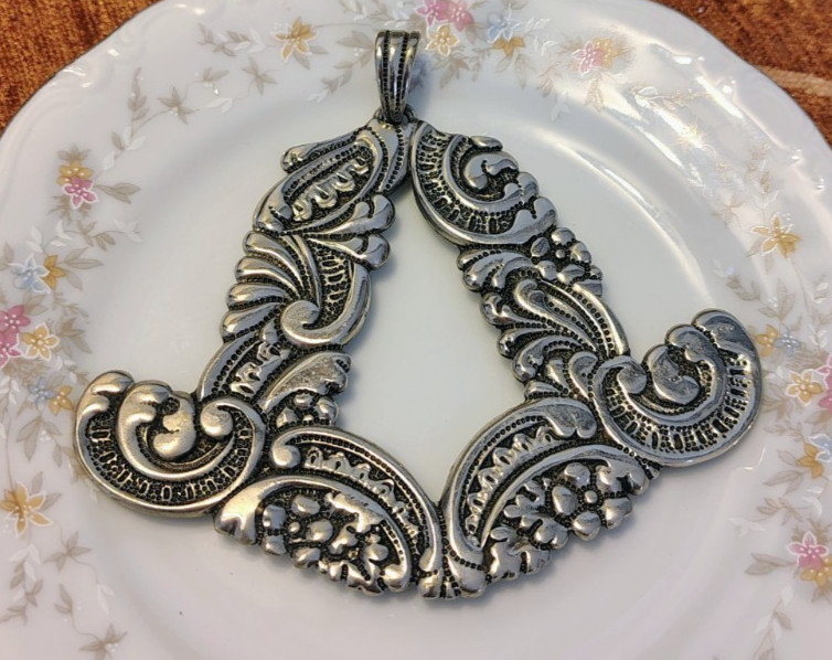 Vtg Lucien Piccard 70’s Art Nouveau Silver Plated Large Pendant 4.25″