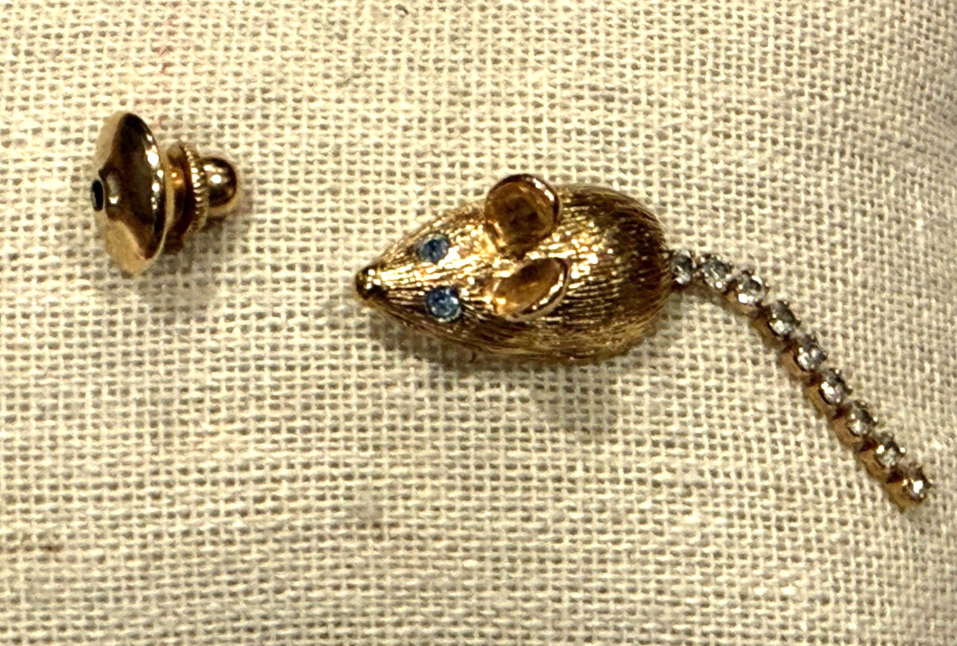 JJ JONETTE MONET AVON MIDAS MOUSE CAT DOG CRAB RHINESTONE STARFISH BROOCH LOT 10