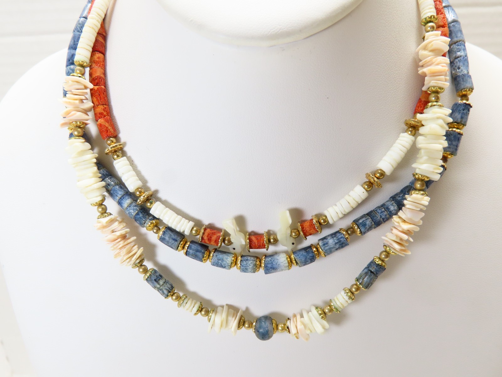 Vintage Puka Shell Beaded Necklace Sponge Coral MOP Lot Gold Tone Accents D5399