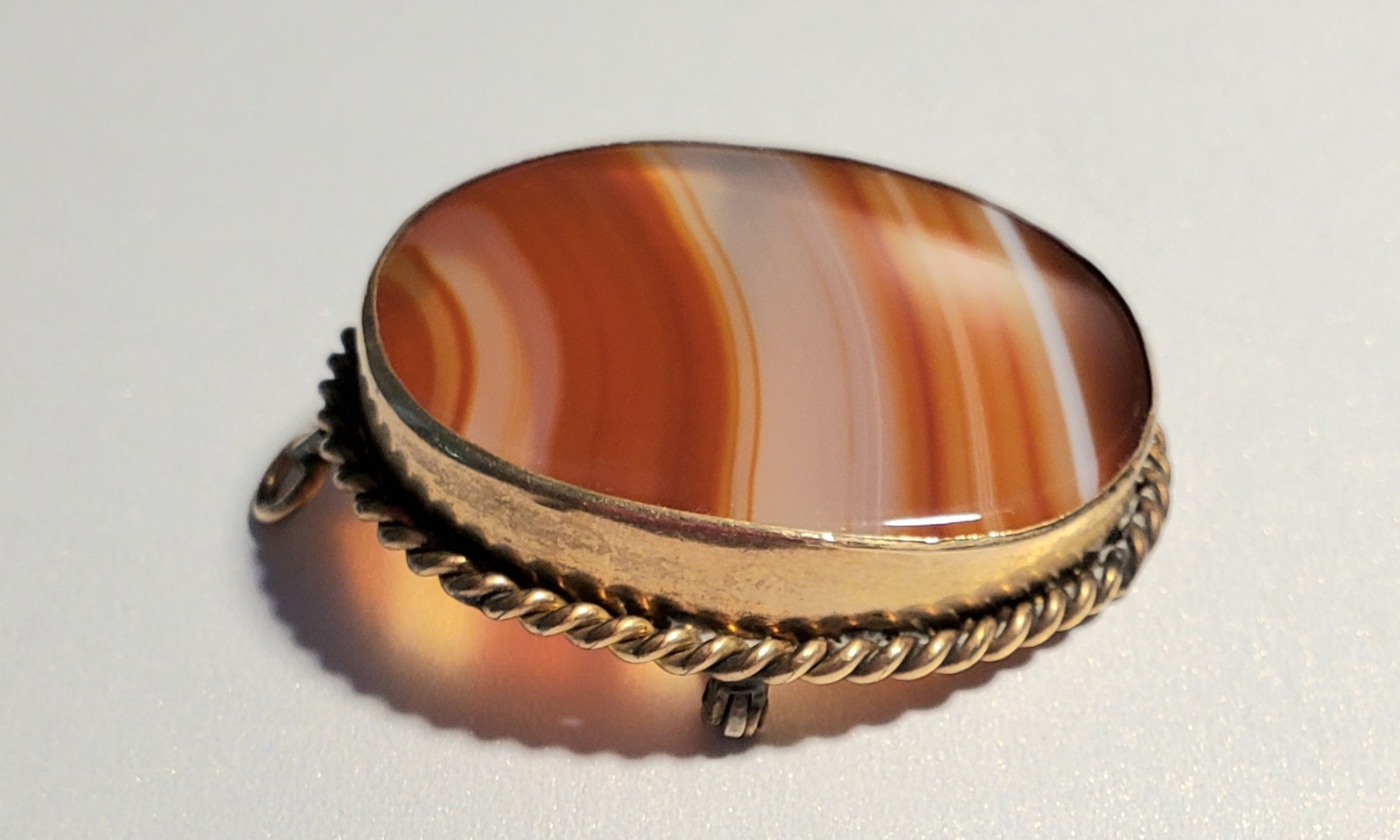 Antique Victorian Pendant / Brooch Banded Agate Twisted Rope Design Gold Filled