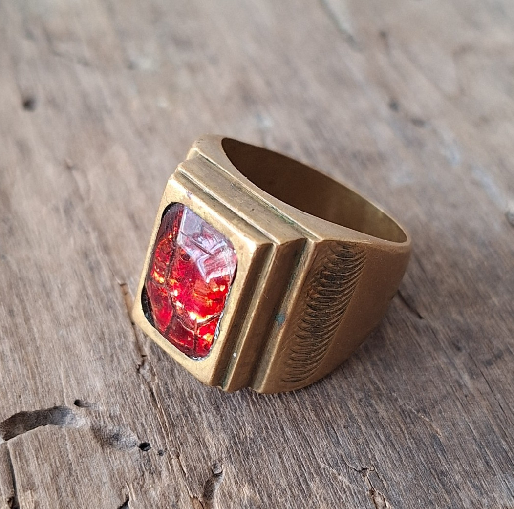Soviet Prison Art Ring, USSR Inmate Folk Art, Plexiglass Brass Signet Ring