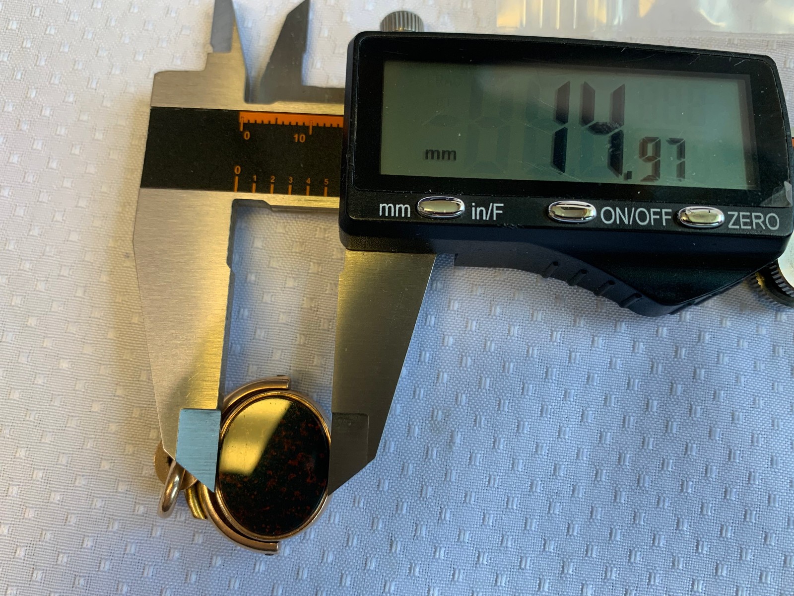 Antiq Yellow Gold Pocket Watch Fob Rotating Pendant Bloodstone Carnelian 10.19g