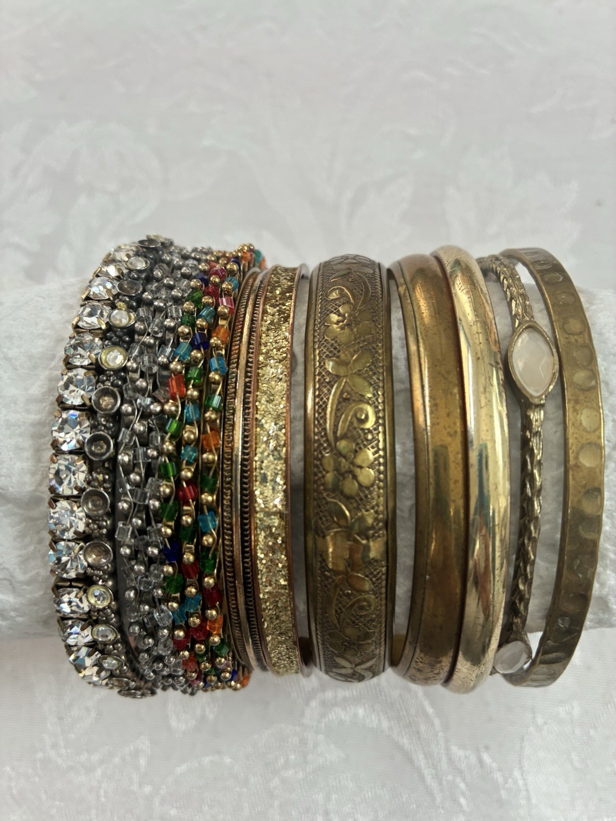 Huge Vintage Bracelet Jewelry Lot 2.10 lb Beaded Bangle Charm Stretch Variety