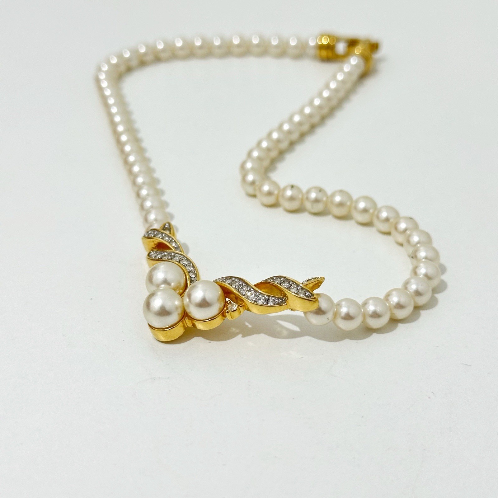 Vintage Faux Pearl Rhinestone Necklace Gold Tone Formal Bridal Wedding 45cm