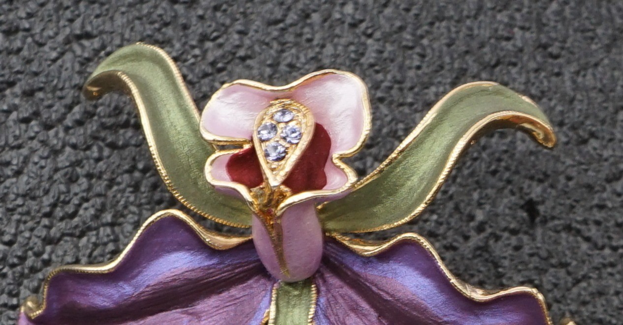 Vintage Gold Tone Enamel Leaf Purple Orchid Floral Brooch