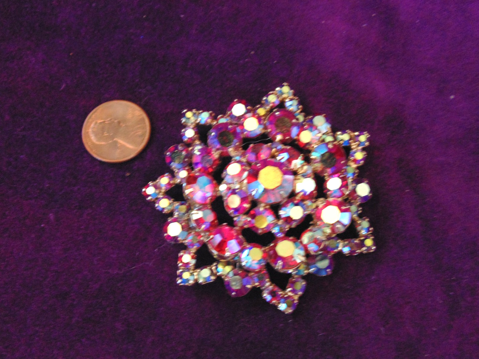 Vtg Juliana D&E Fuchsia Red Aurora Borealis Rhinestone Layered Starburst Brooch