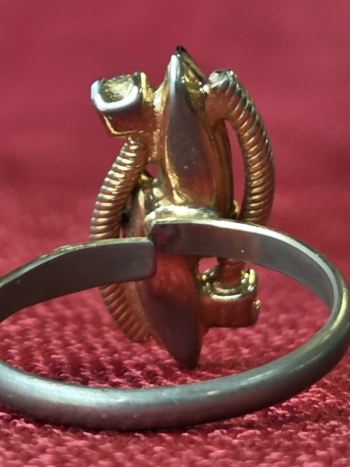 Unique Purple Gold and Silver Toned Vintage Ring Size 9