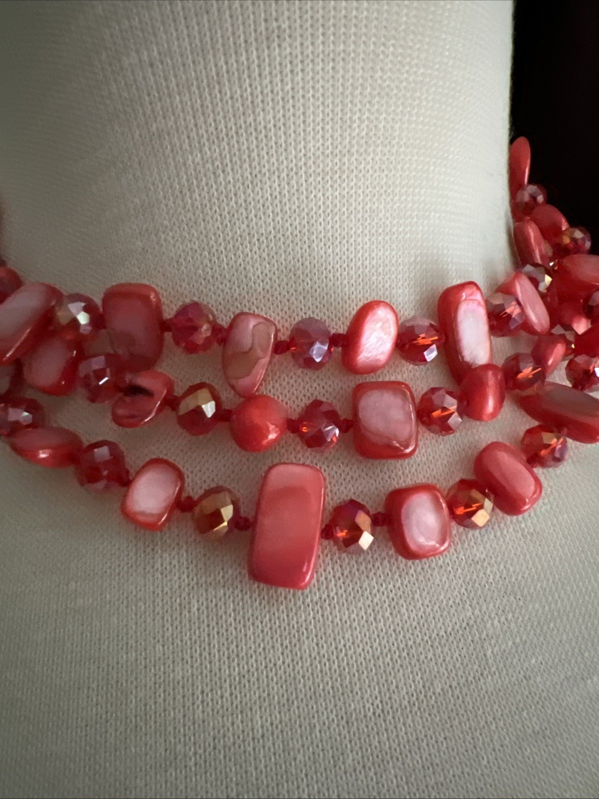 BEAUTIFUL RED MOP GLASS FACETED CRYSTAL 50” NECKLACE