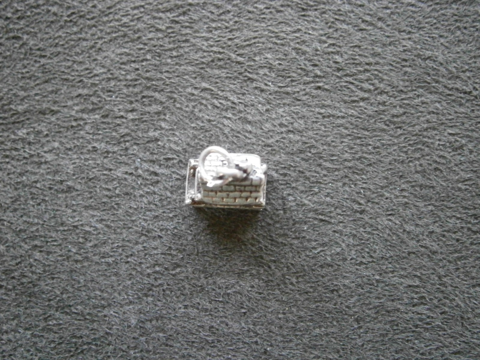 The Bridge House Ambleside UK Vtg Sterling Silver Bracelet Charm Pendant 2.5g