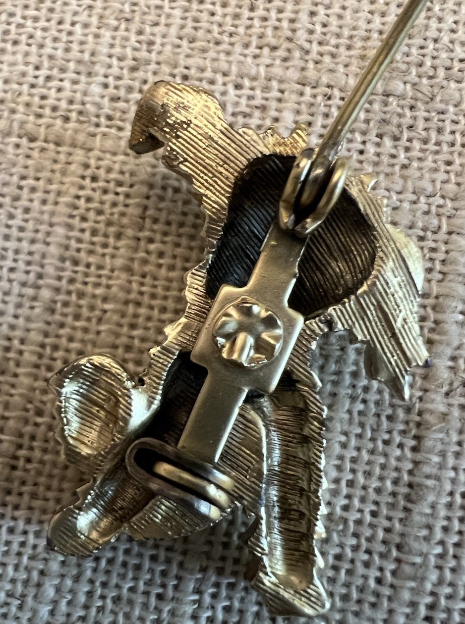 Adorable Gold Doggie Brooch About 1 Inch Black Bead Eyes Dog Puppy Shizu Yorkie