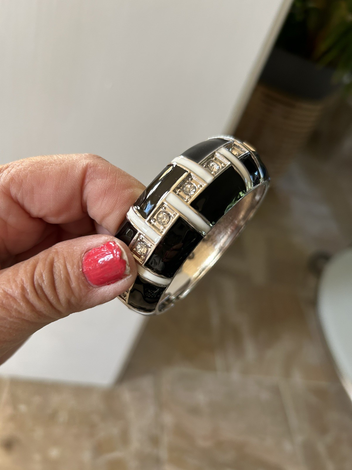 Vintage Metal Black And White Inlayed Enamel Bangles LOT OF 6 BANGLES