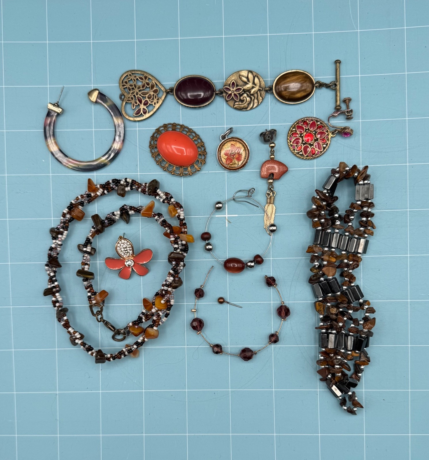 Vtg Jewelry Craft Lot Parts Pieces Necklaces Earrings Earthtones Tigers Eye