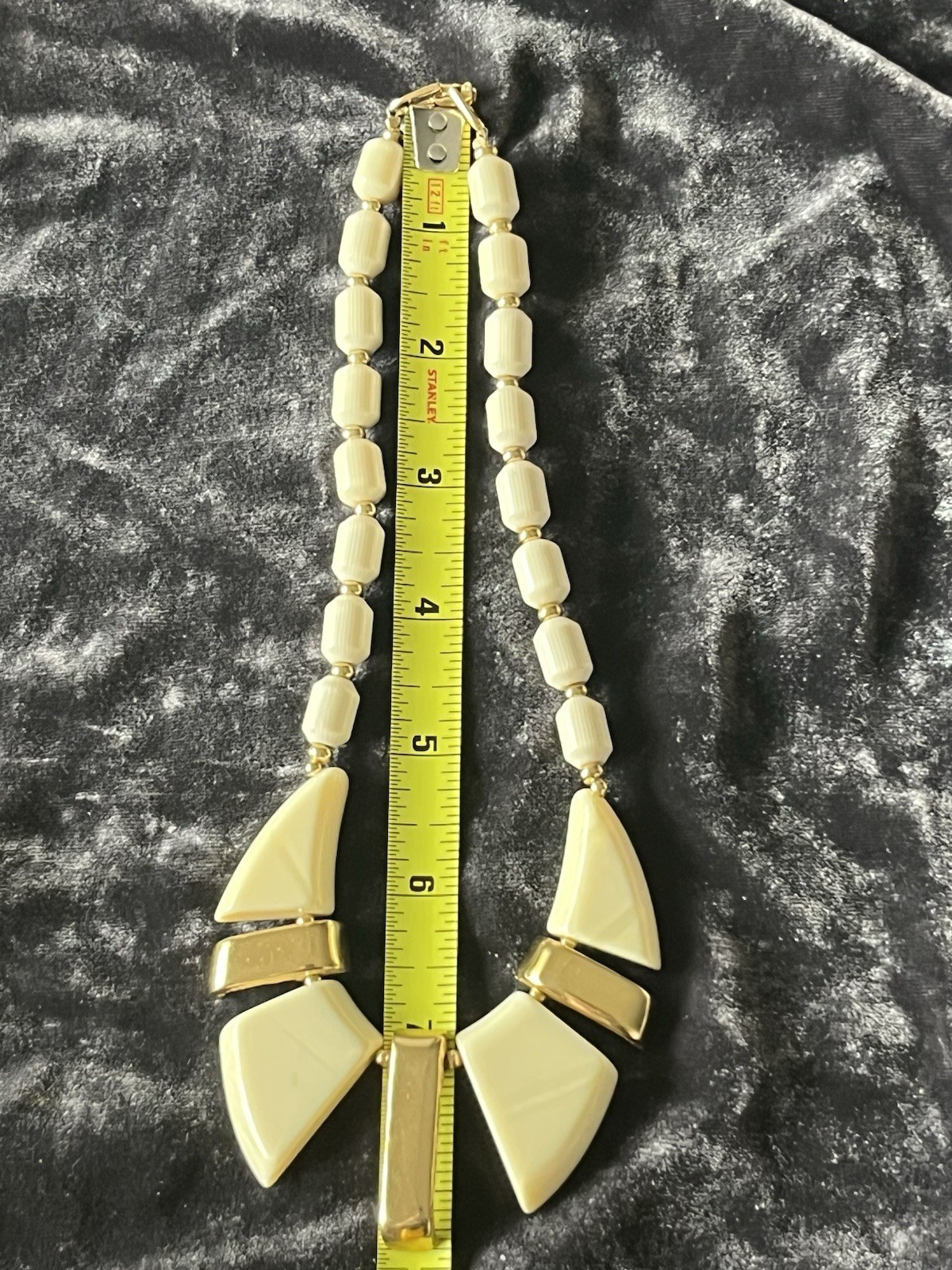 Napier Gold Tone and Ivory Accents Choker Necklace Vintage Statement