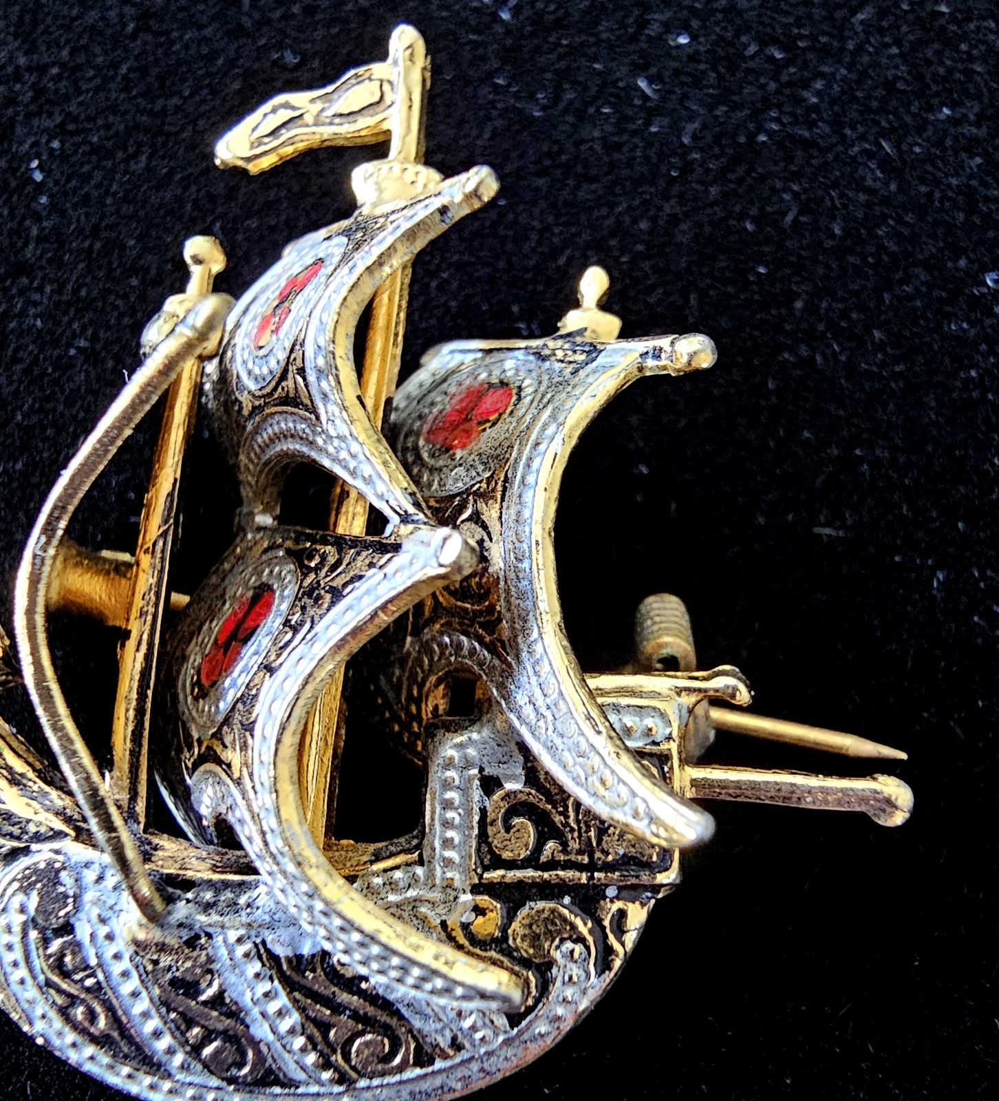 Vintage Damascene Spanish Galleon Ship Brooch Red Enamel Details Signed 1.5″