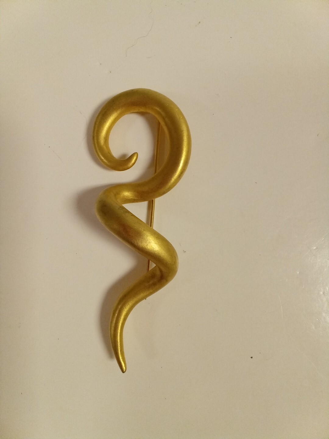 Vintage Swirl Twist Ribbon Gold Tone & Zig Zag Silver Tone Brooch Pin- E49