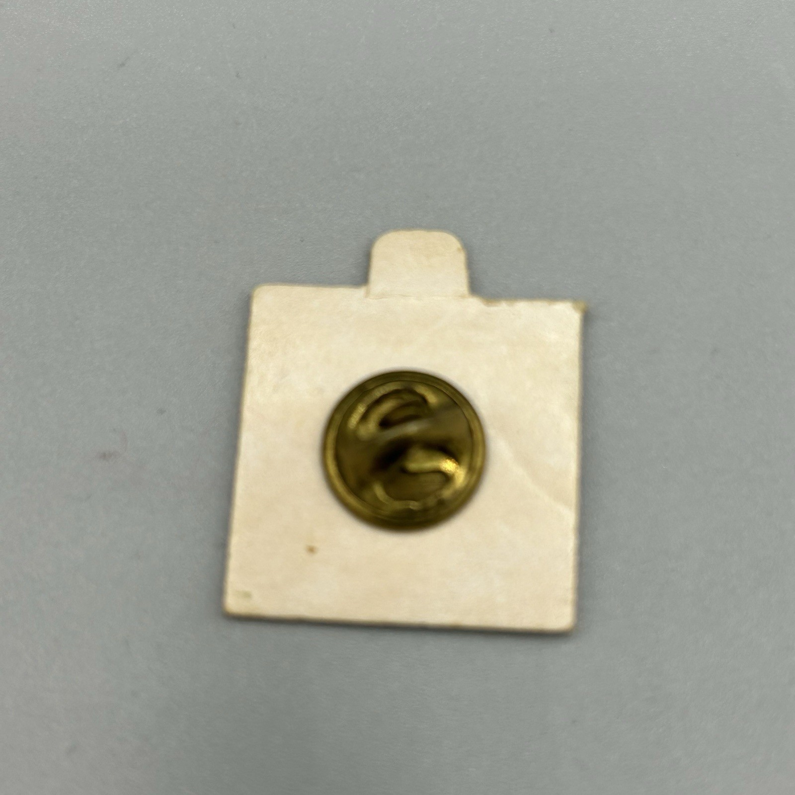Vintage Gold Tone Letter P Pin Monogram Initial Brooch Minimalist Lapel Scarf