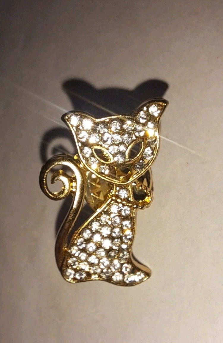 Real Collectibles by Adrienne Kitten Brooch White Sparkly Rhinestones