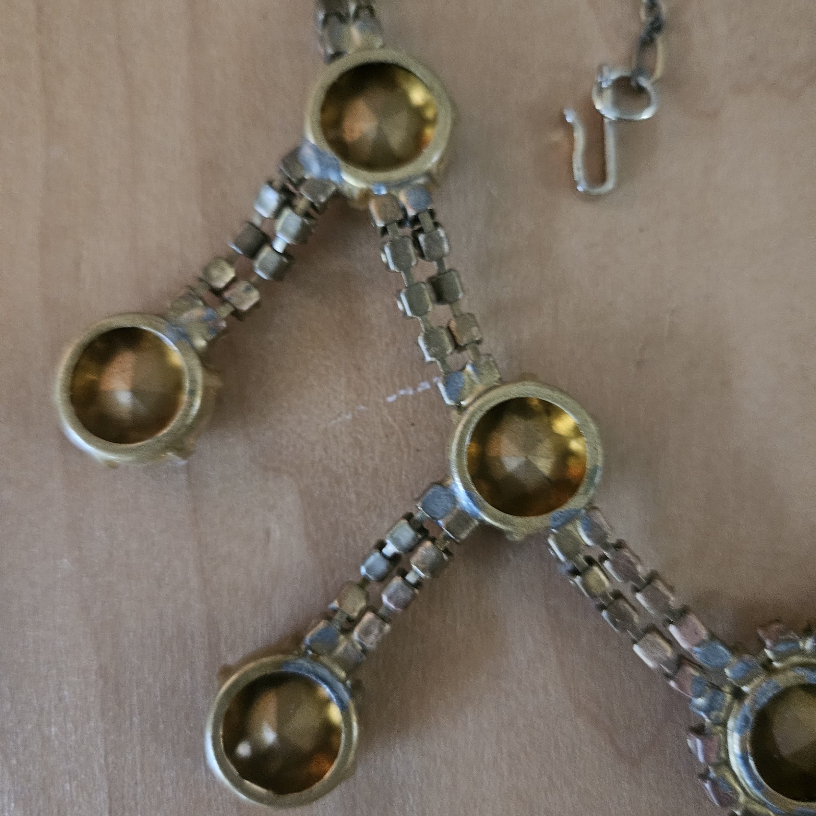 1940s RARE HOBE FIVE PENDANT PURPLE HEAD- LIGHT ORIGINAL COND FESTOON NECKLACE