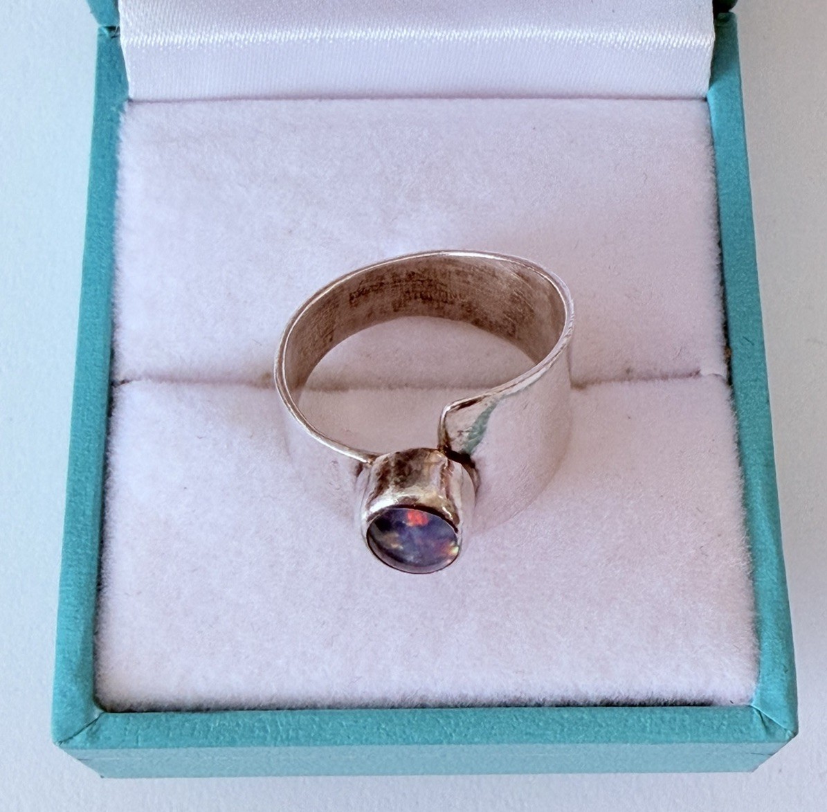 Artisan Hand Made Modernist Sterling 925 Black Opal Band Ring Sz 5.5