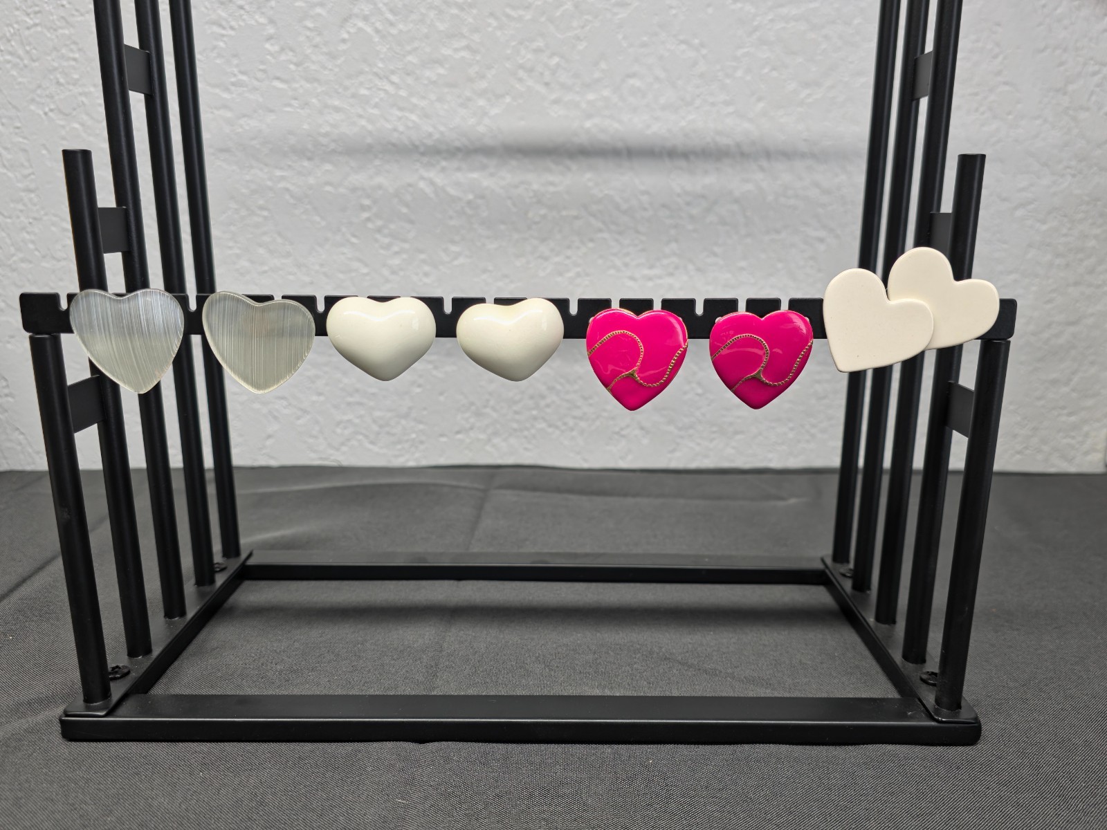 Vtg Mixed Costume Earring Lot 4 Pairs 1980s Pop Art Plastic Enamel Heart Studs