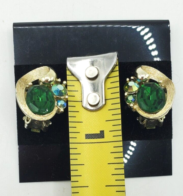 Stunning Lisner Dark Green and Blue Aurora Borealis Gold Tone Clip Earrings
