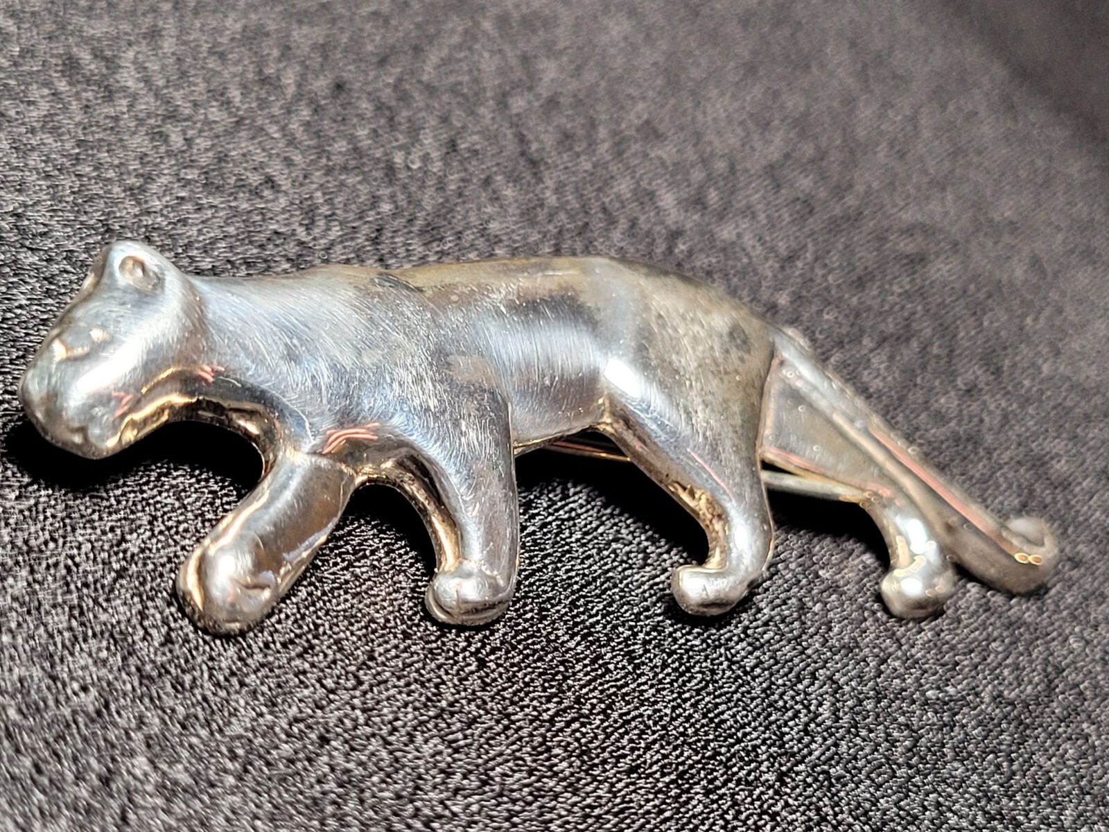 Leopard Brooch Pin Unknown Artist 970 Silver 7.1 Grams I-10055