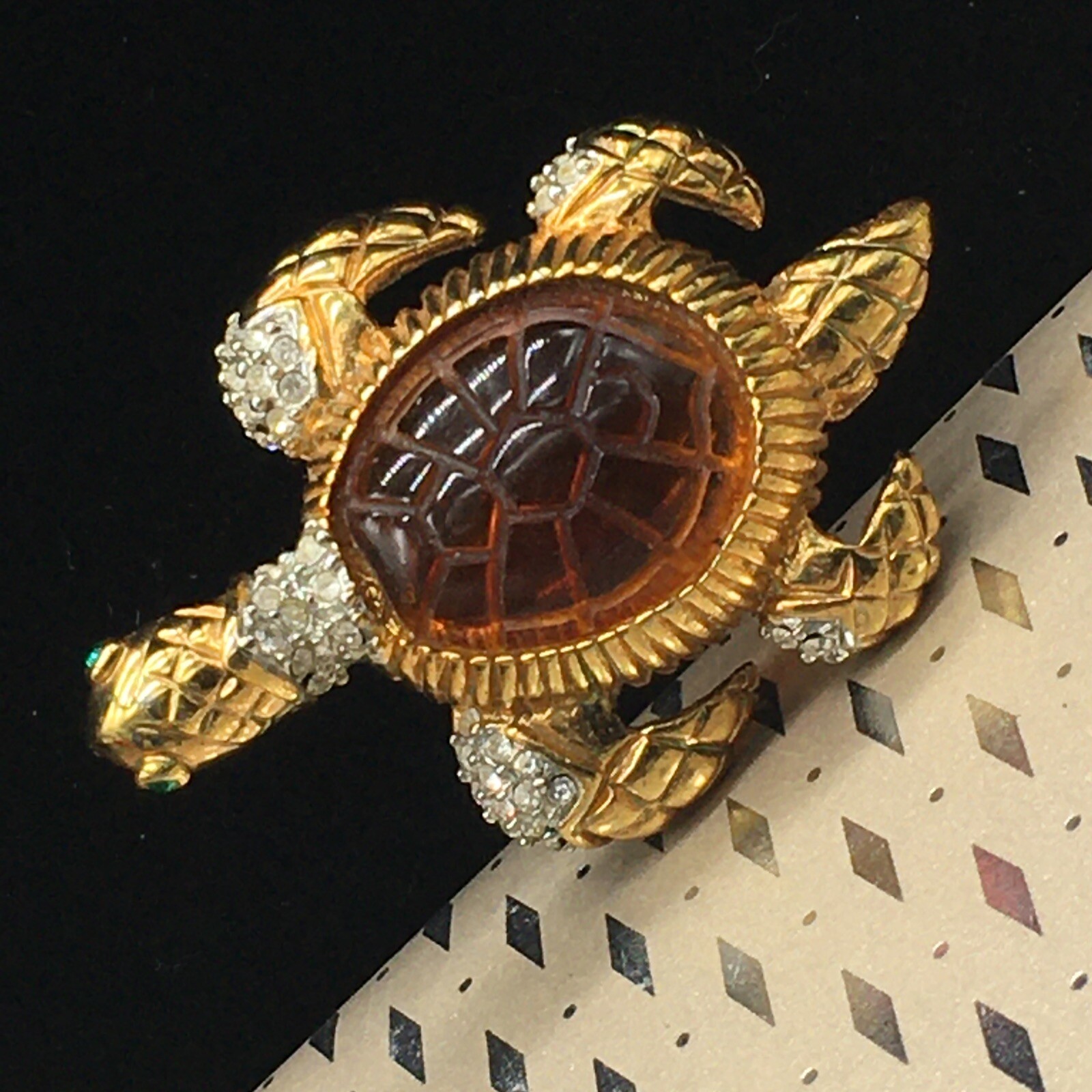 Multicolored Sea Turtle Brooch Jeweled Rhinestone Gold Tone Amber Lucite Belly