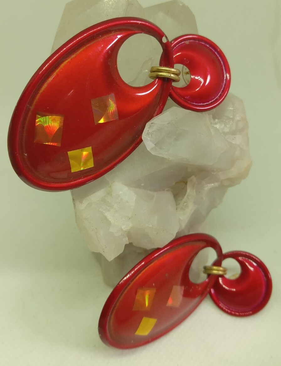 1980’s Vtg Earrings Door Knocker Candy apple Red Hologram Design GoGo Girls Glam