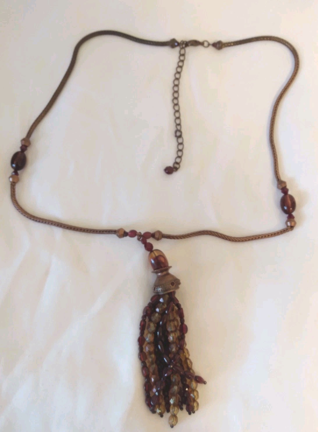 Vintage Dark Rose Gold Tone Metal Necklace w/Wine & Gold Resin Bead Tassel