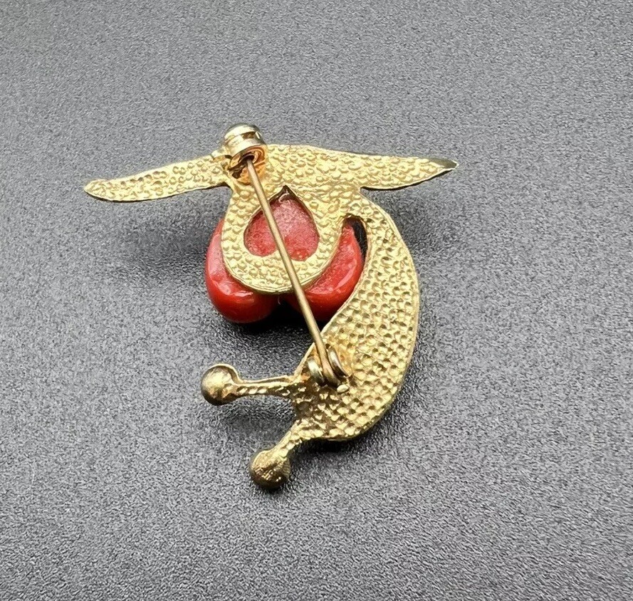 Figural Brooch Gold Tone Snail Red Heart Shell Pin Nautical Mermaidcore Costume