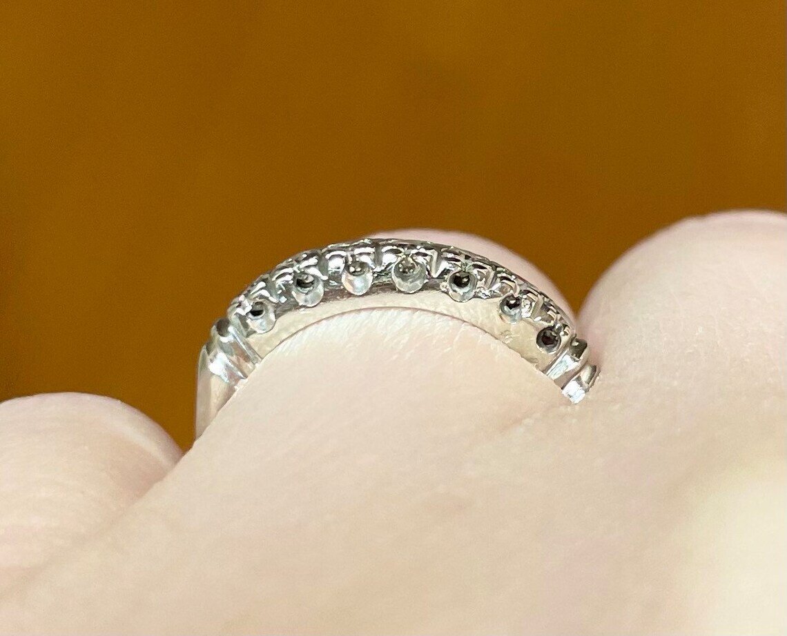 1/2 CTW White Round Cut Simulated Diamond Wedding Art Deco 925 Silver Band Ring