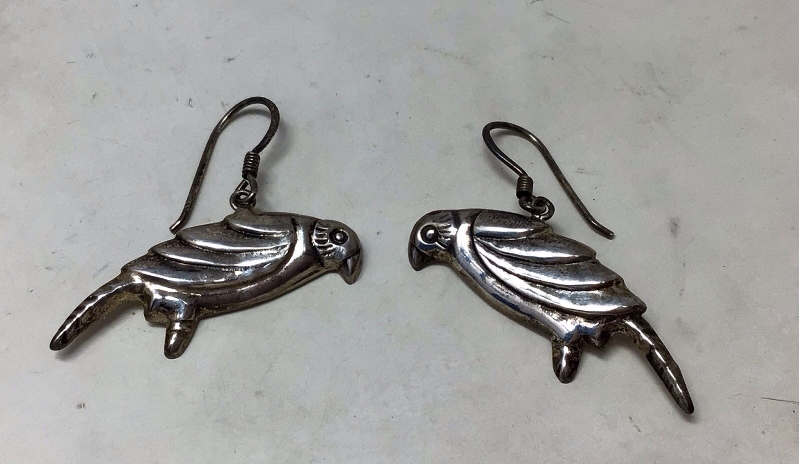 VINTAGE PARROT STERLING SILVER EARRINGS 3-D On Wires