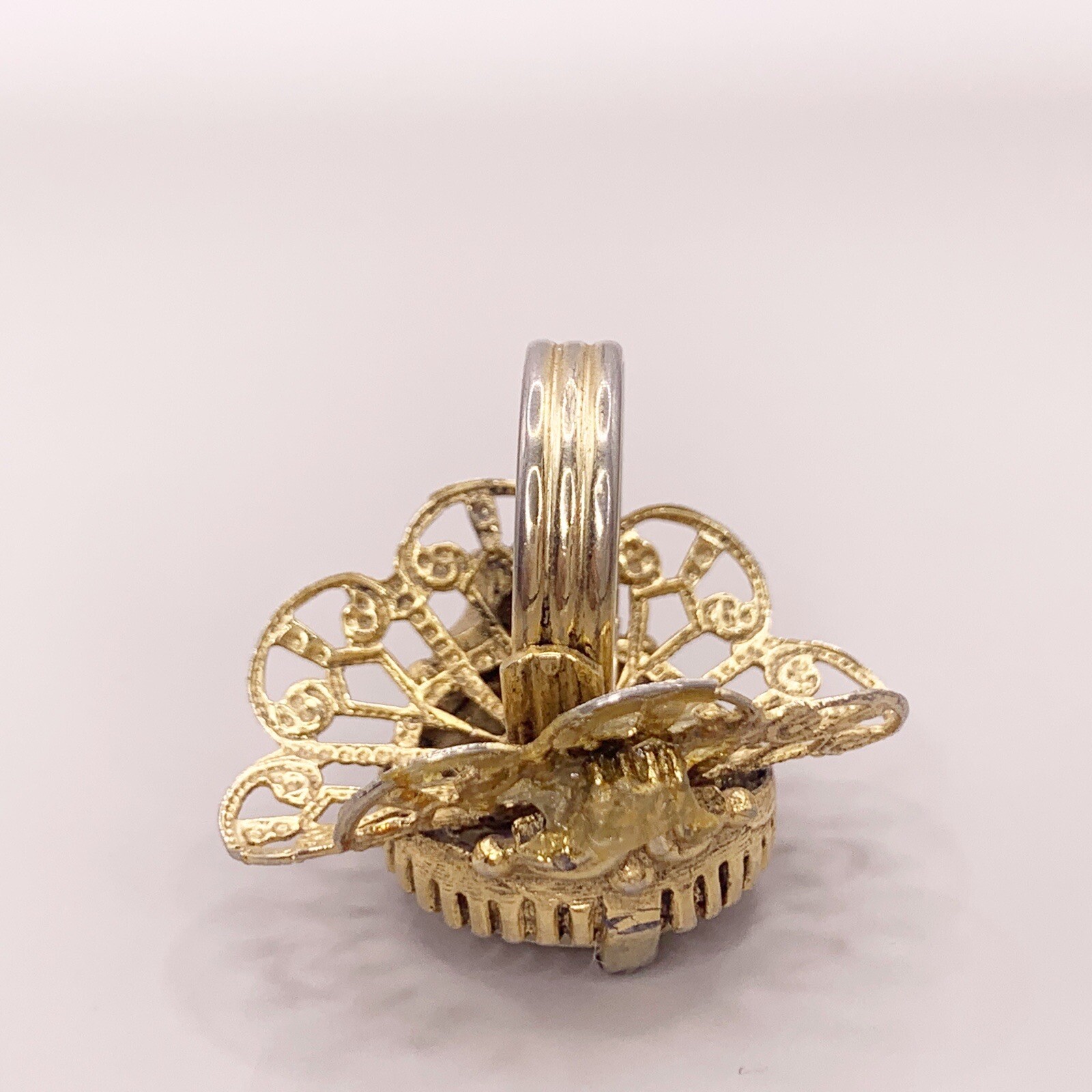 Vintage Cocktail Ring Costume Jewelry Off White Ivory Gold Color Tone Adjustable