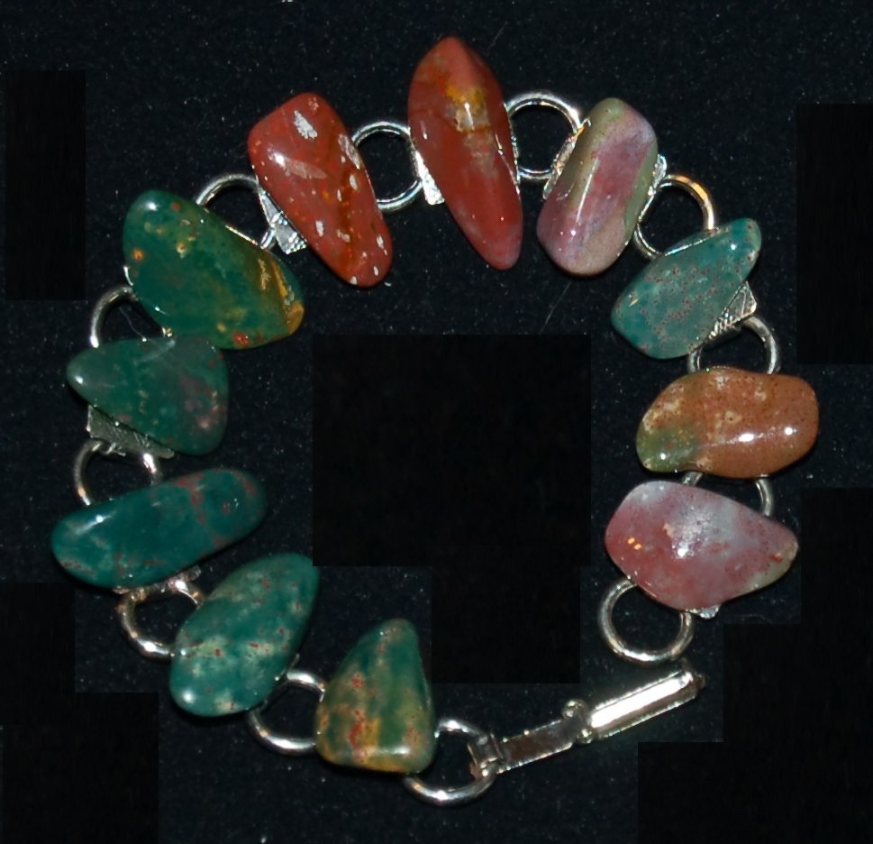 VINTAGE JEWELRY Bracelet Natural Stones Heliotrope Bloodstones RARE FIND!
