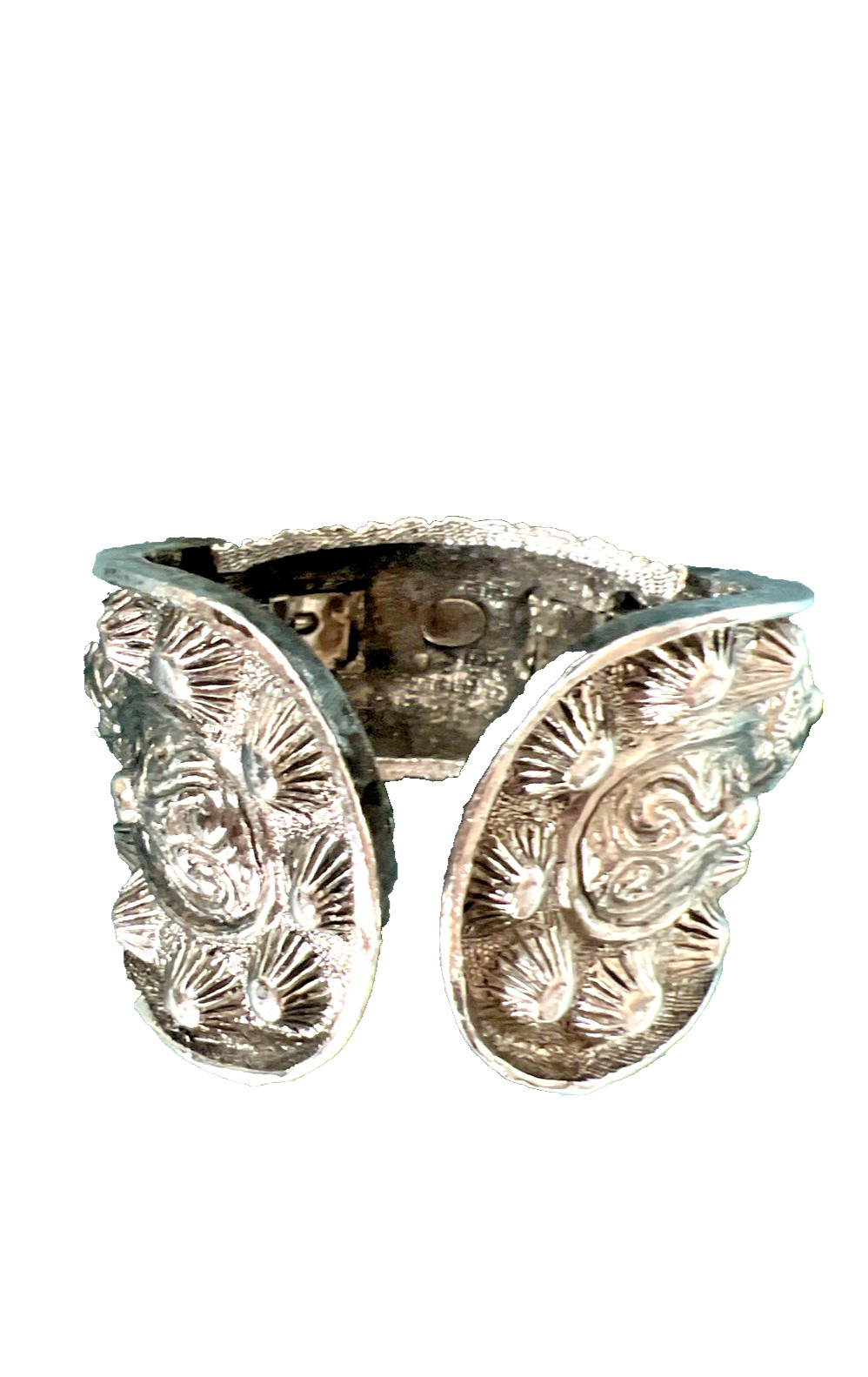 VINTAGE KENNETH JAY LANE KJL SILVER TONE ESTRUSCAN HINGED CUFF BRACELET