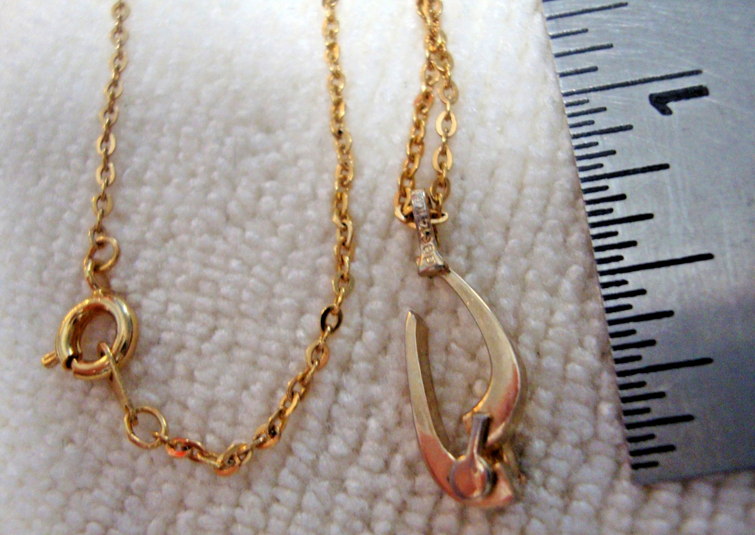 Vintage 14K Gold Filled Solitaire Pendant Faux Diamond Signed DEC with 17″ Chain