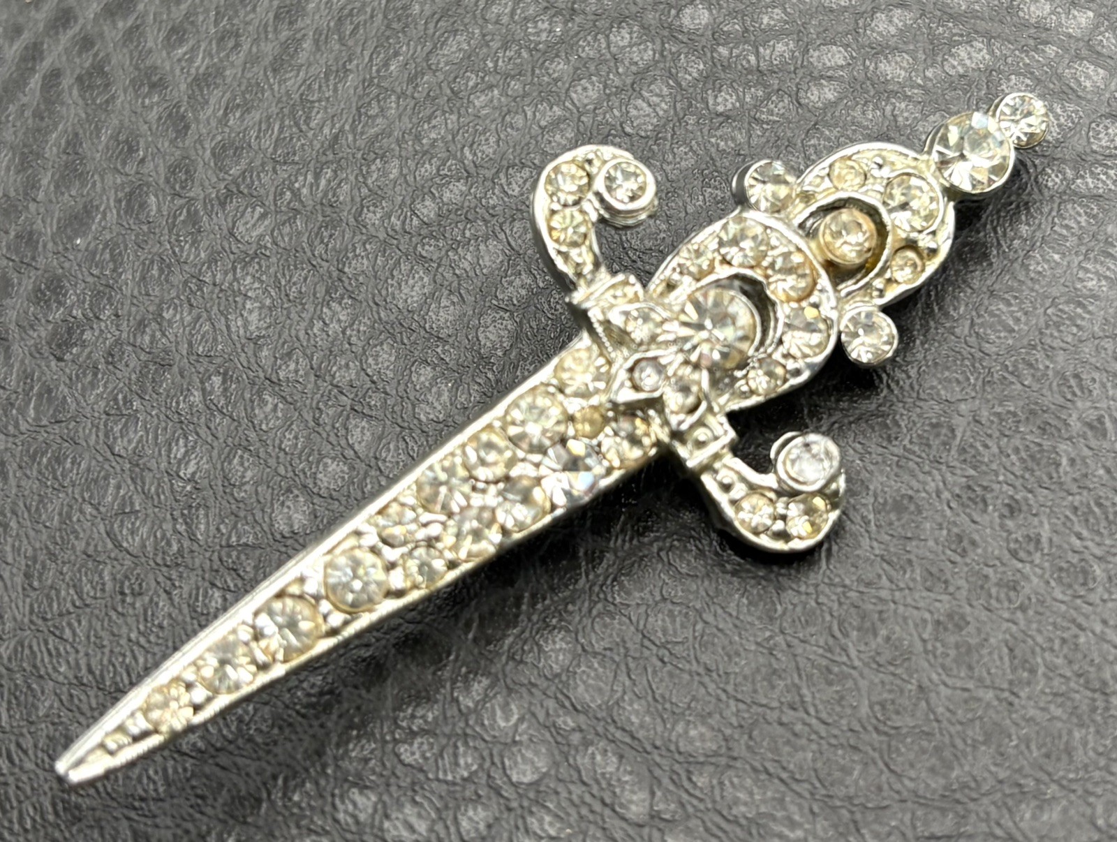 Vintage 1940s 50s Rhinestone Scimitar Sword Dagger Brooch Pin Silver Tone Coro?